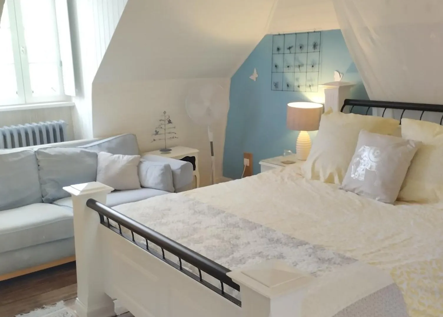 Maison Papillons Plomodiern
