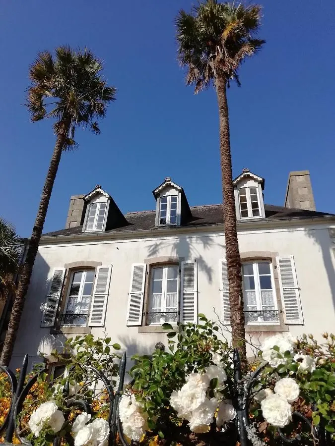 Maison Papillons Plomodiern