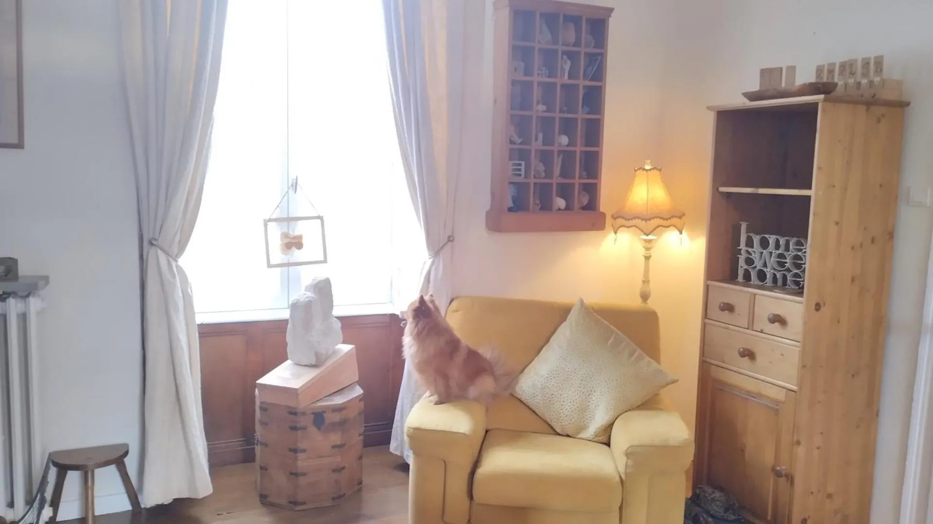 Maison Papillons Plomodiern 0*,